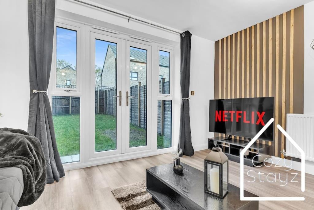 Newly Stunning City Centre Home By Cozy Stayz Birmingham Exterior photo